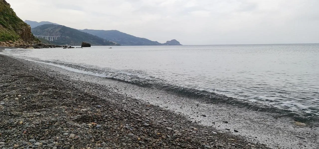 B&B Aria Di Mare - Pollina Sicilia Finale Frühstückspension